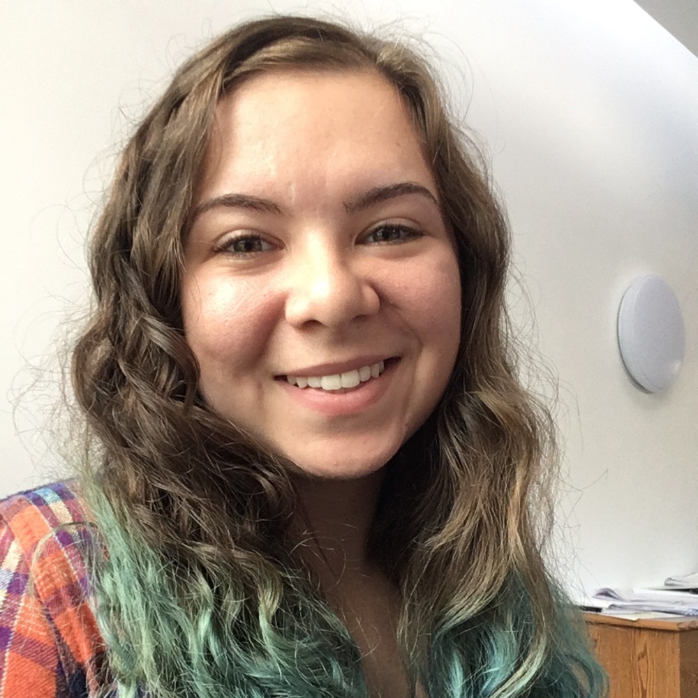 Meet your Posher, Brenna